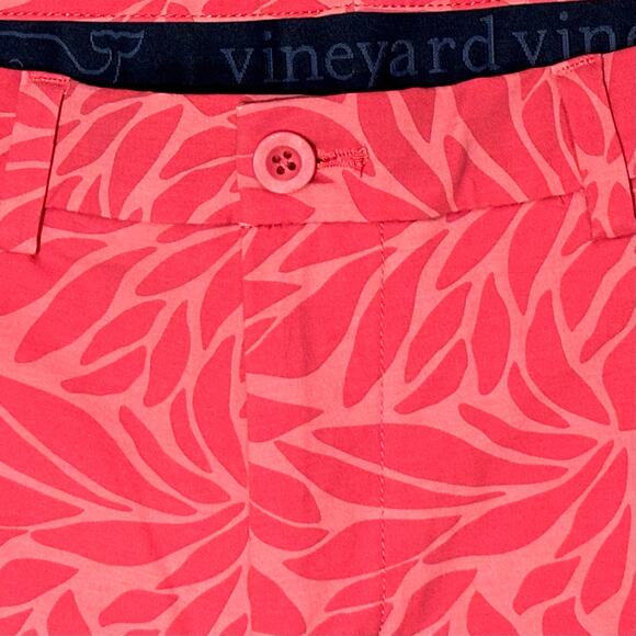 Vineyard Vines Mens Breaker Shorts Bloom Pattern Pink 8" Inseam Sz 28 - Picture 3 of 8